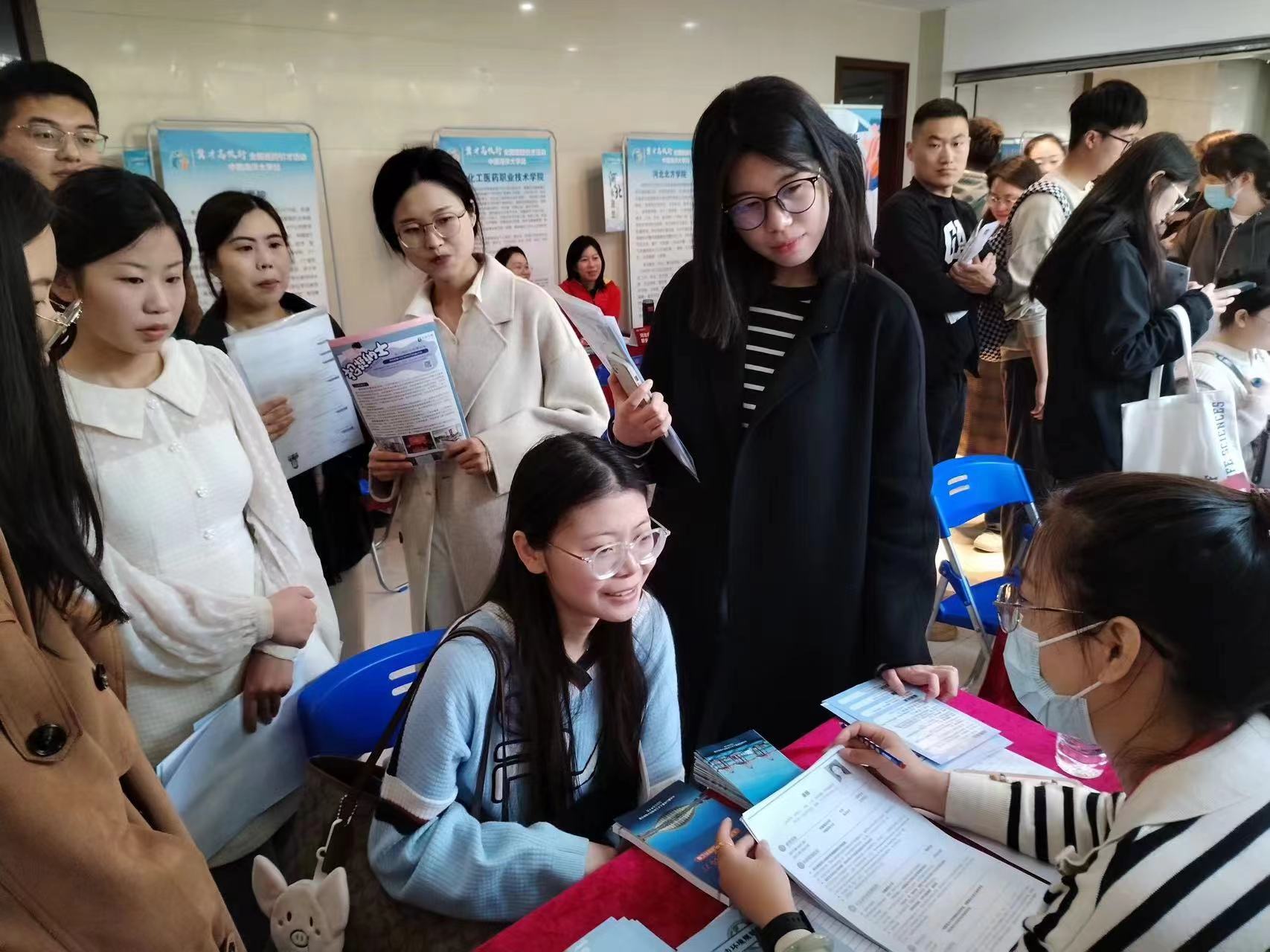 1712737047334066134.jpg 1712737047334066134.jpg